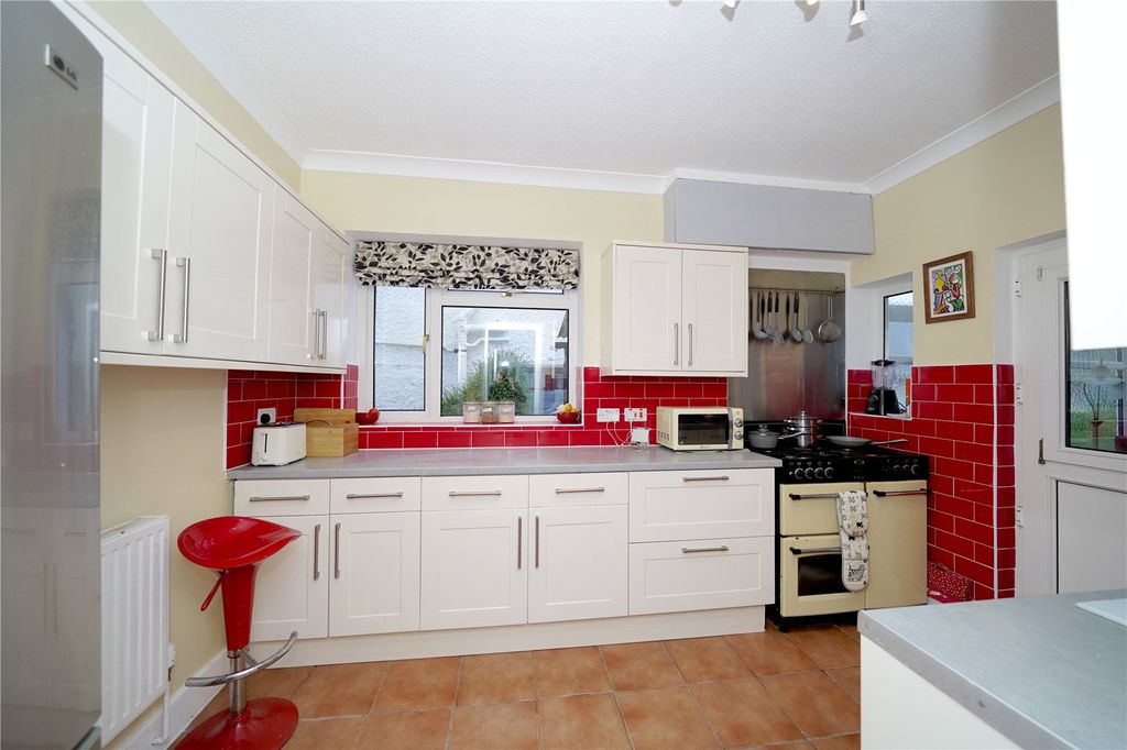 Property photo 3 of 34 Picture No. 40