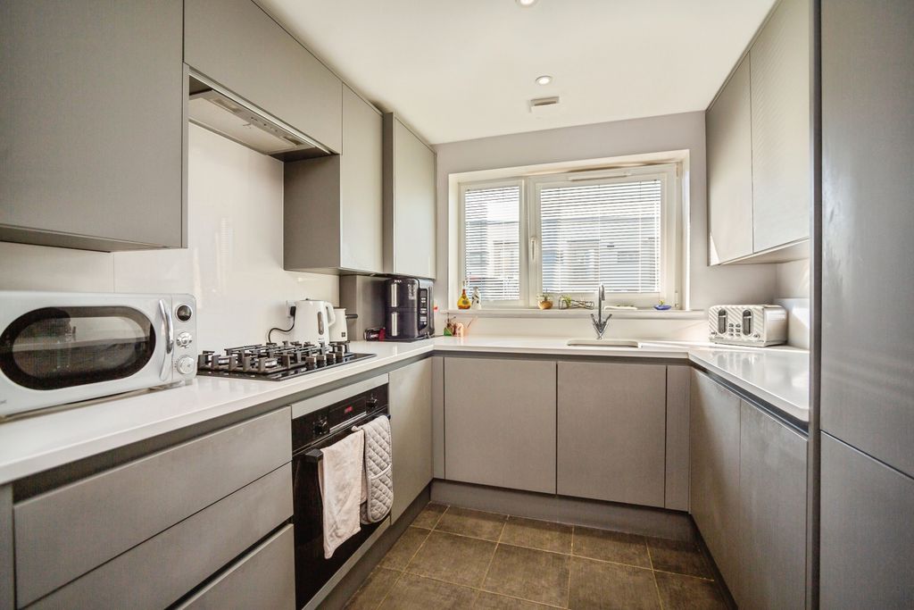 Property photo 1 of 14 Kitchen