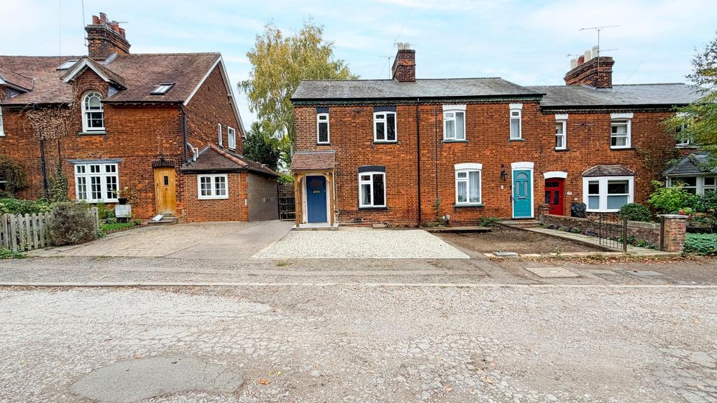 Property photo 1 of 7 Front