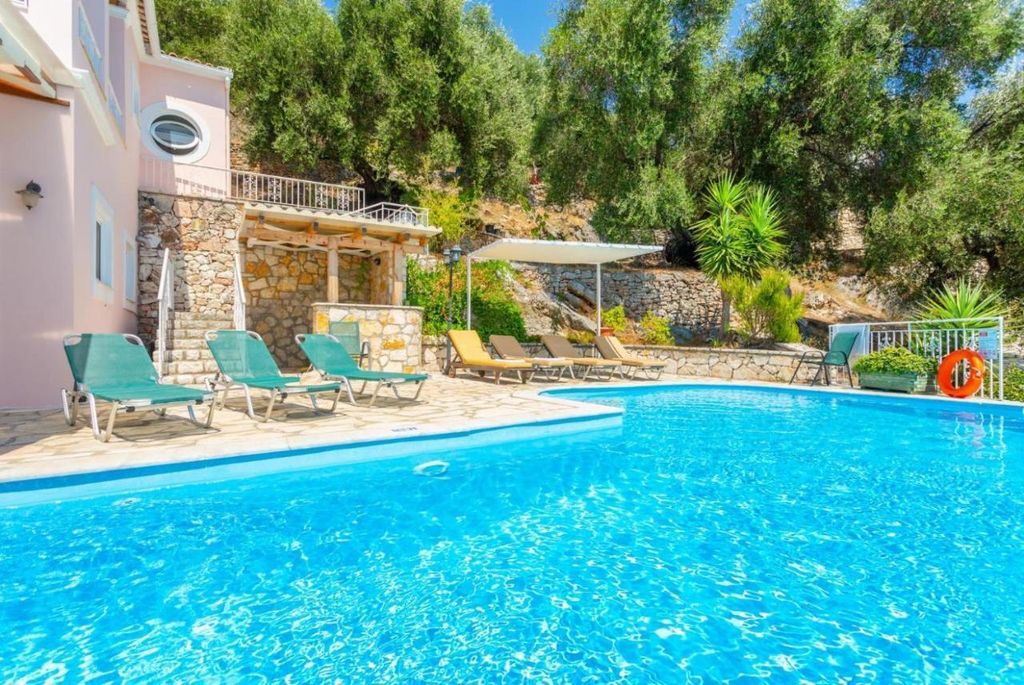 Property photo 3 of 18 Pool To House