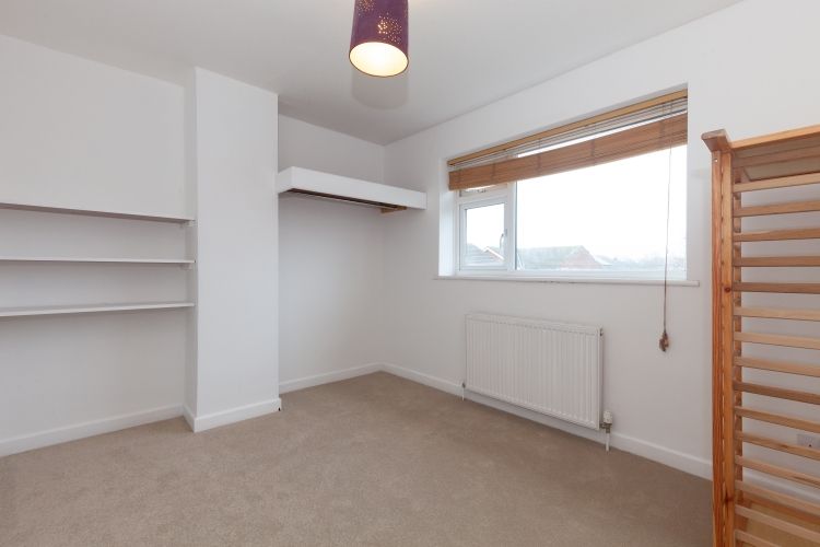 Property photo 3 of 7 242231