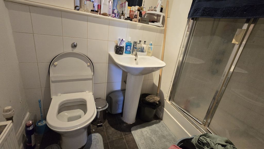 Property photo 2 of 4