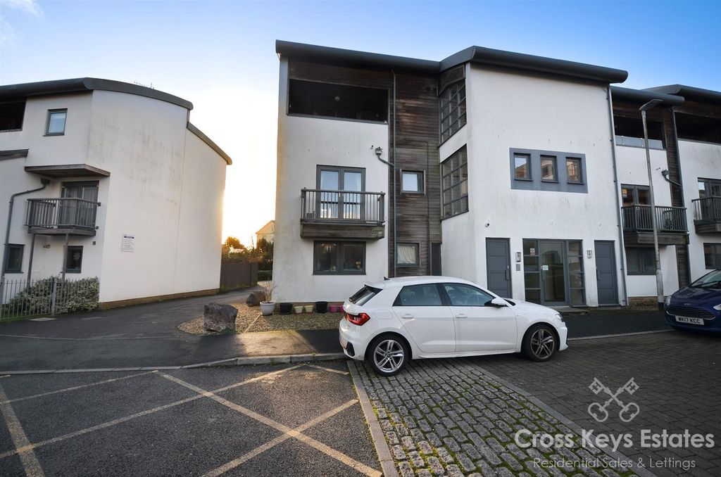 Property photo 1 of 14 More Property Information