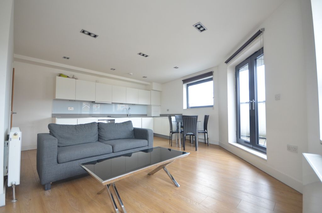 Property photo 1 of 7