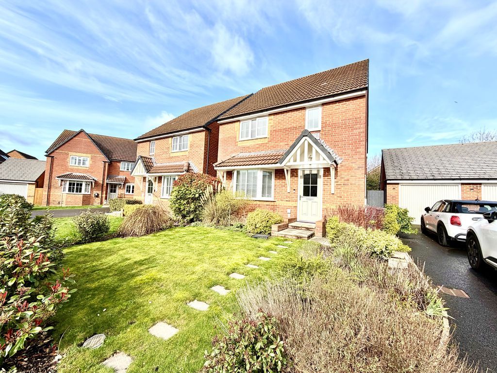 Property photo 1 of 16 Front