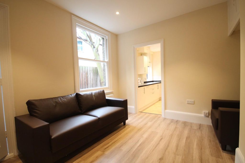 Property photo 3 of 7 Img_6878.Jpg