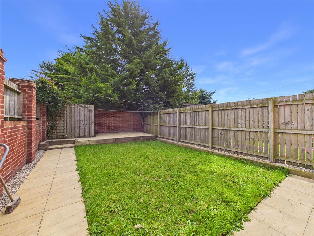 Property photo 2 of 12 Outside