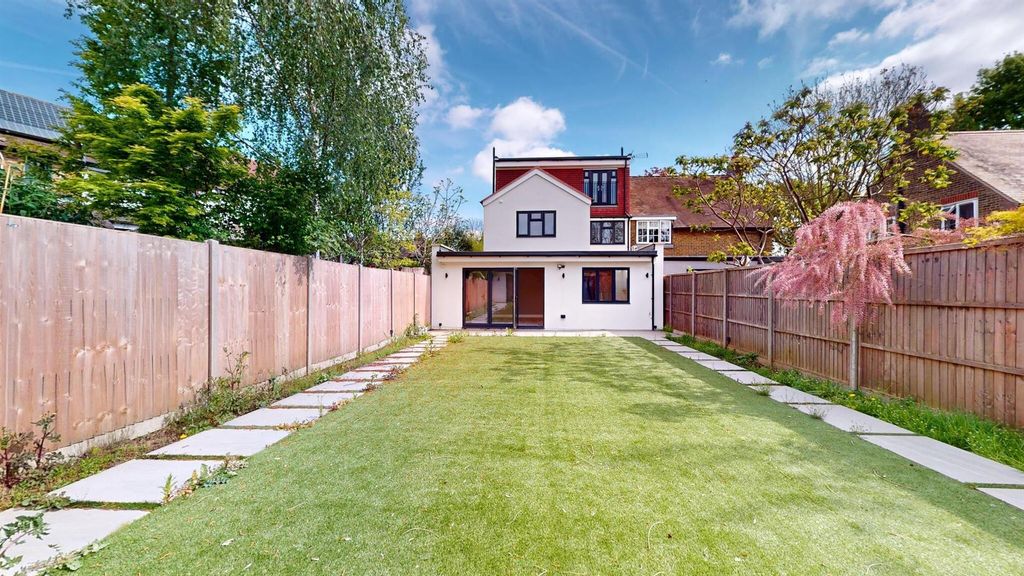 Property photo 2 of 30 680A46B44c5Fa3B50Dac63E5_1A4Aa3F4c6Ec74F04B9E2F745