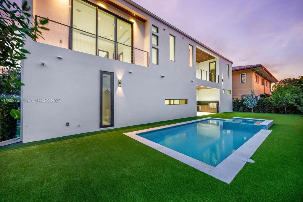 Property photo 2 of 50 <Alttext/>
