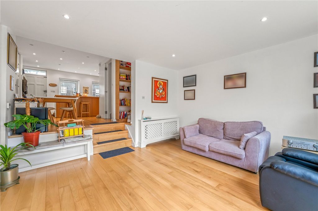 Property photo 3 of 10 Picture No. 23