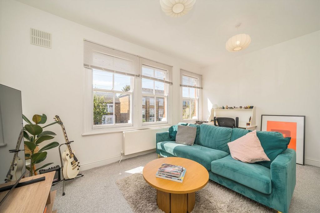 Property photo 2 of 4