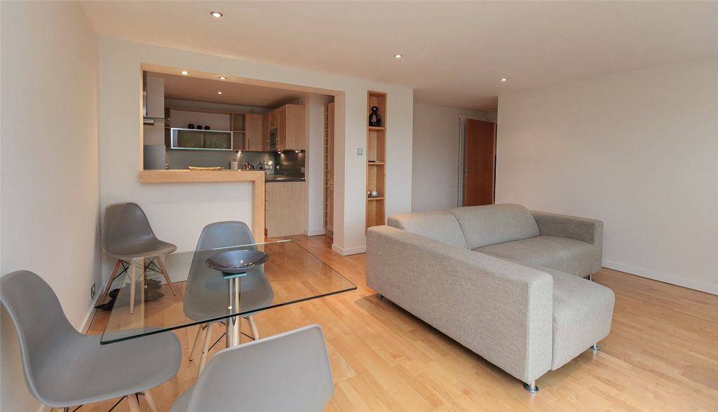 Property photo 2 of 30 Photo 2