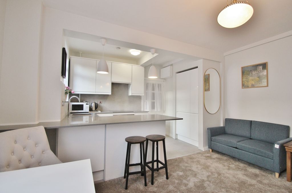 Property photo 3 of 13 Photo 13