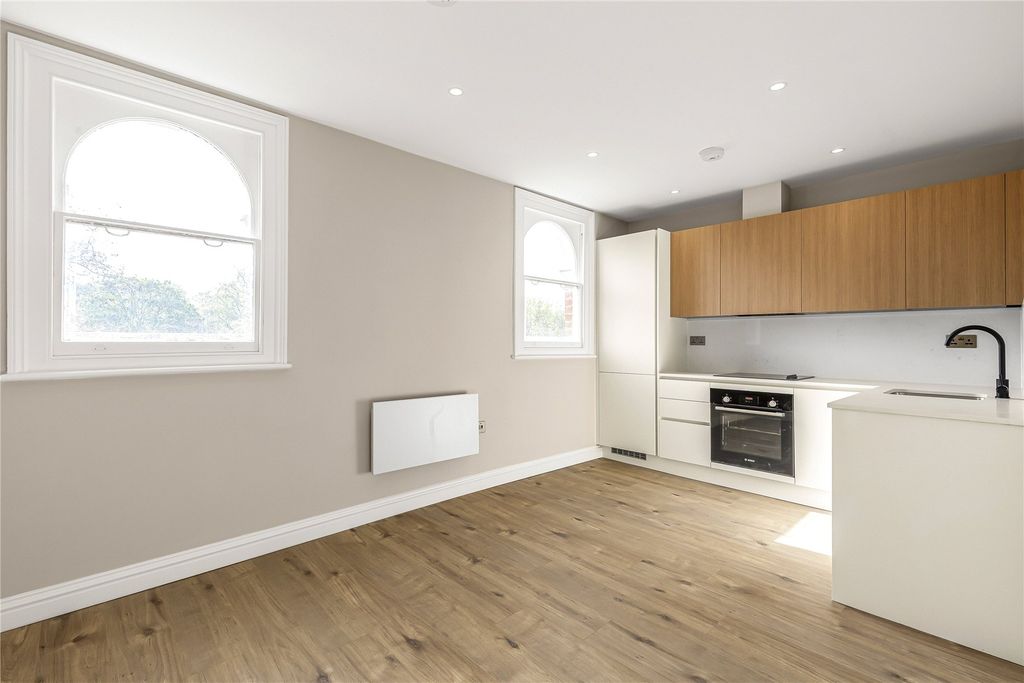 Property photo 1 of 12 Picture No. 04