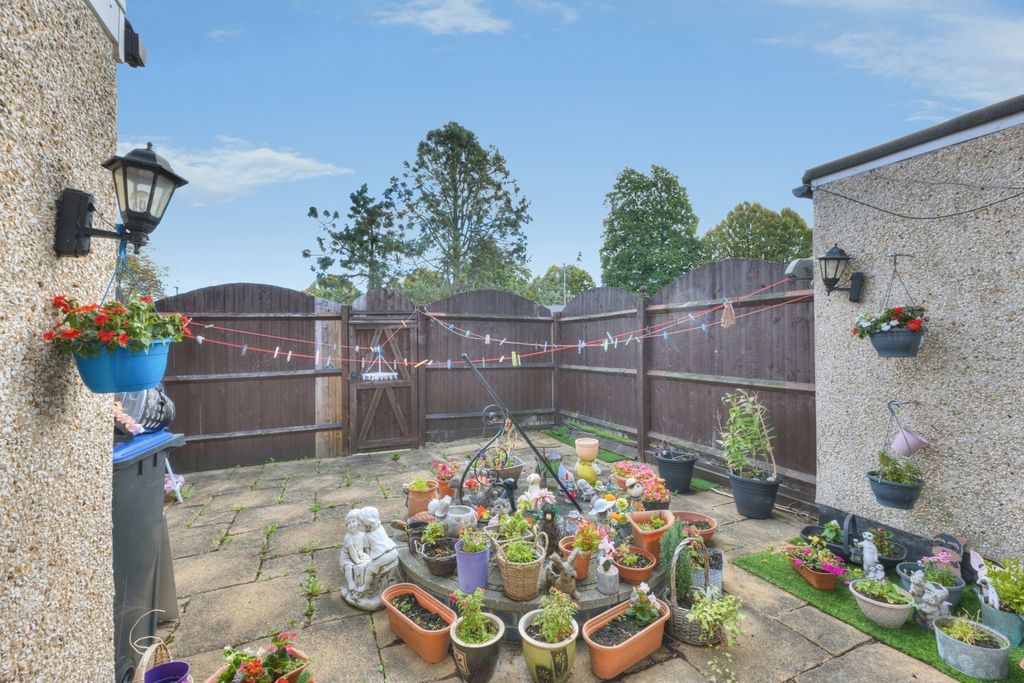 Property photo 3 of 21 Pbox-Img.Jpg
