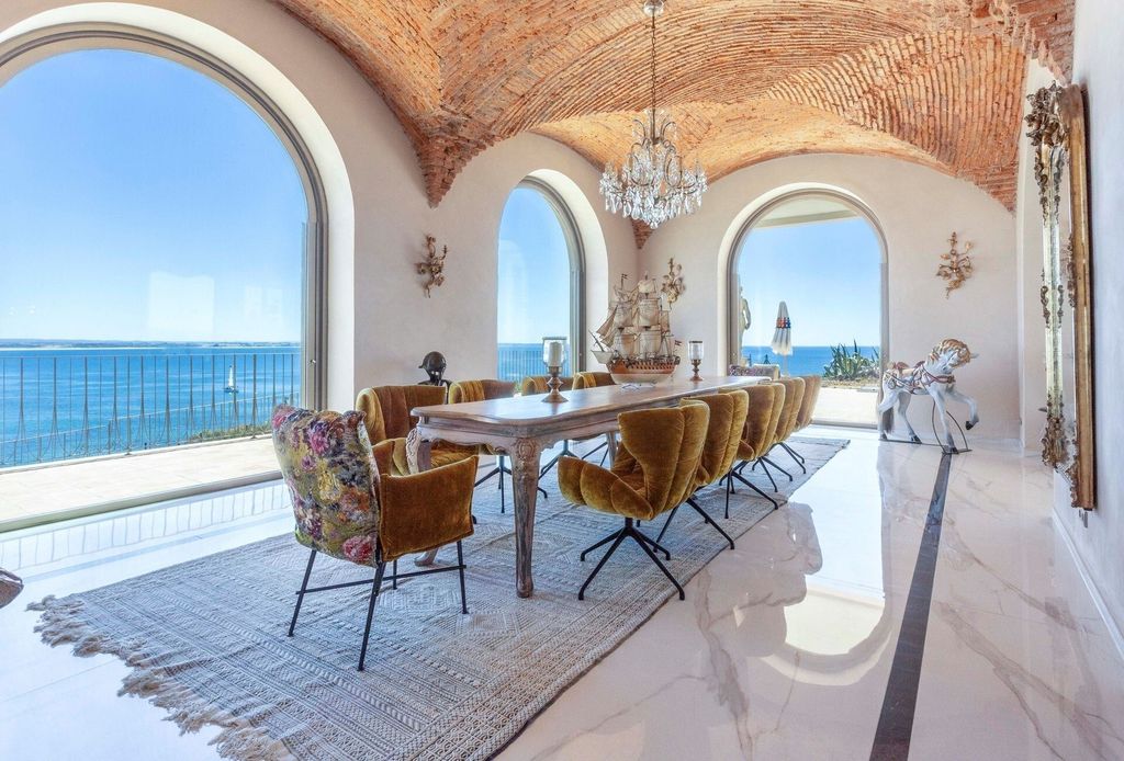 Property photo 1 of 42 Living The Atlantic: Unique Villa With Private Island In Lagos