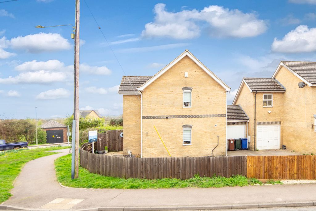 Property photo 2 of 27 Side View