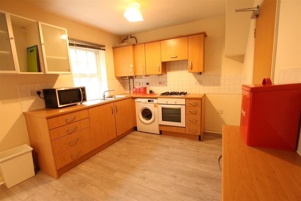 Property photo 3 of 10 Img_2834.Jpg