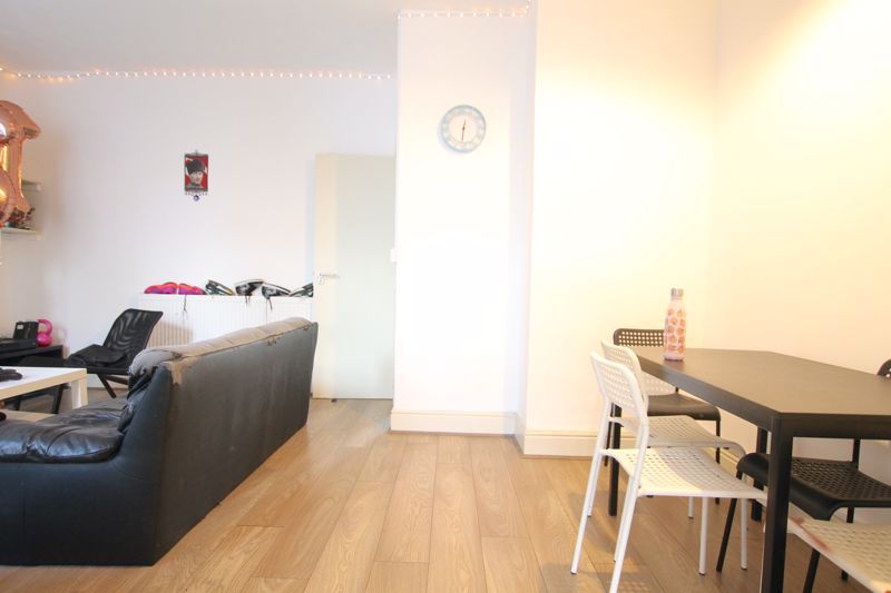 Property photo 2 of 11 Photo 2