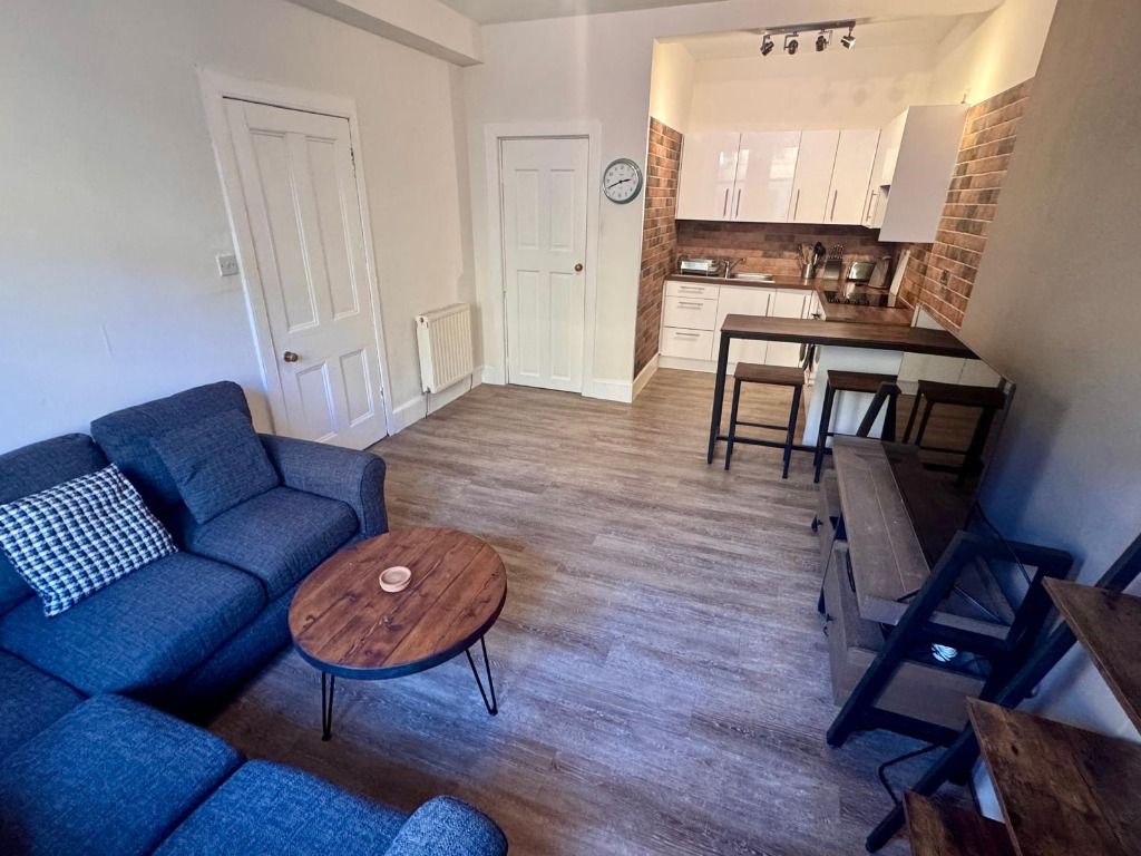 Property photo 3 of 11 Photo 3