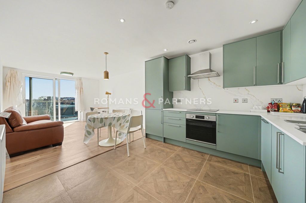 Property photo 1 of 12