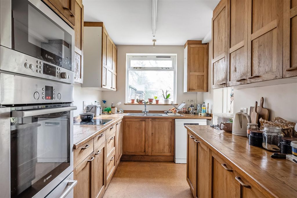 Property photo 3 of 17 20-Church-Way-20.Jpg