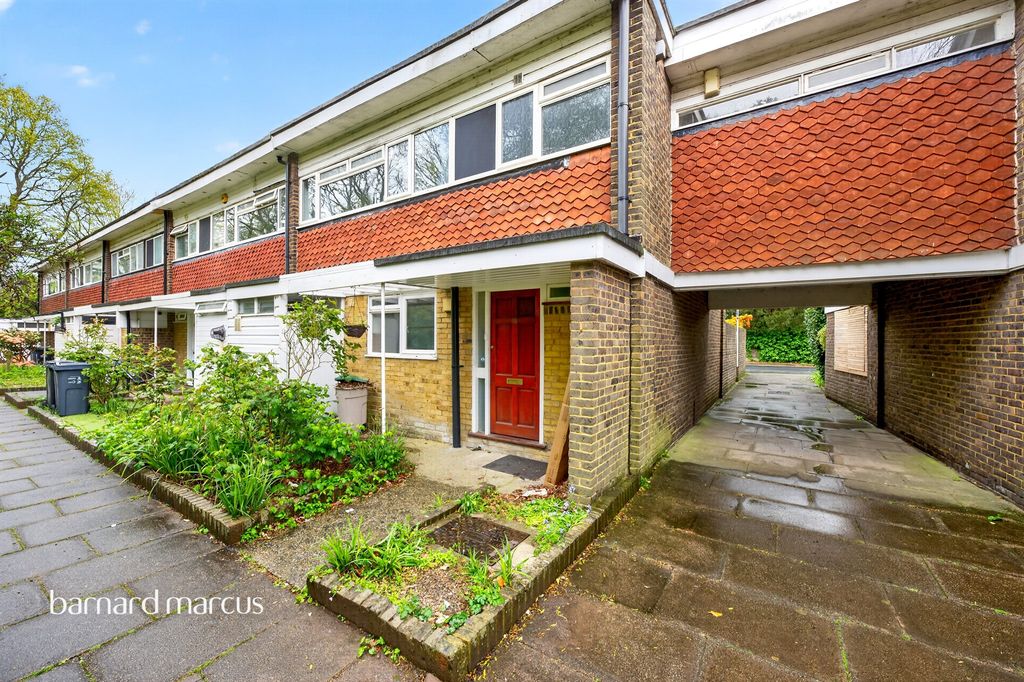 Property photo 1 of 24