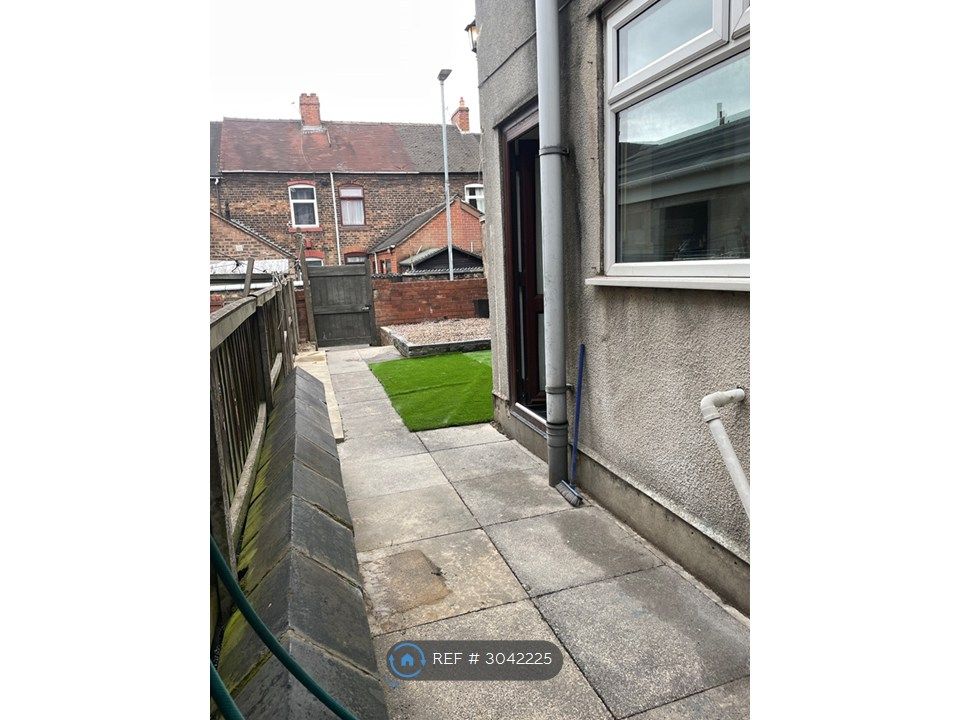 Property photo 3 of 8