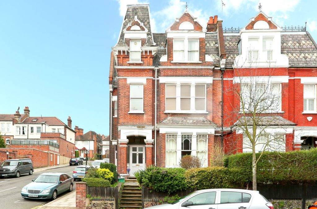 Property photo 1 of 8