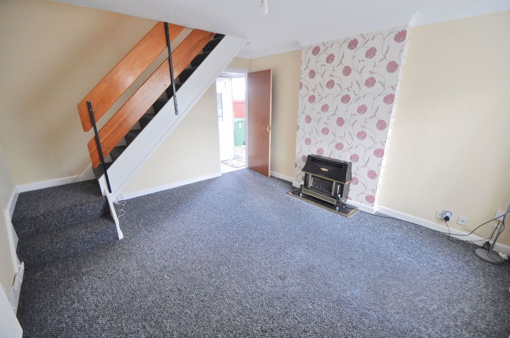 Property photo 2 of 26