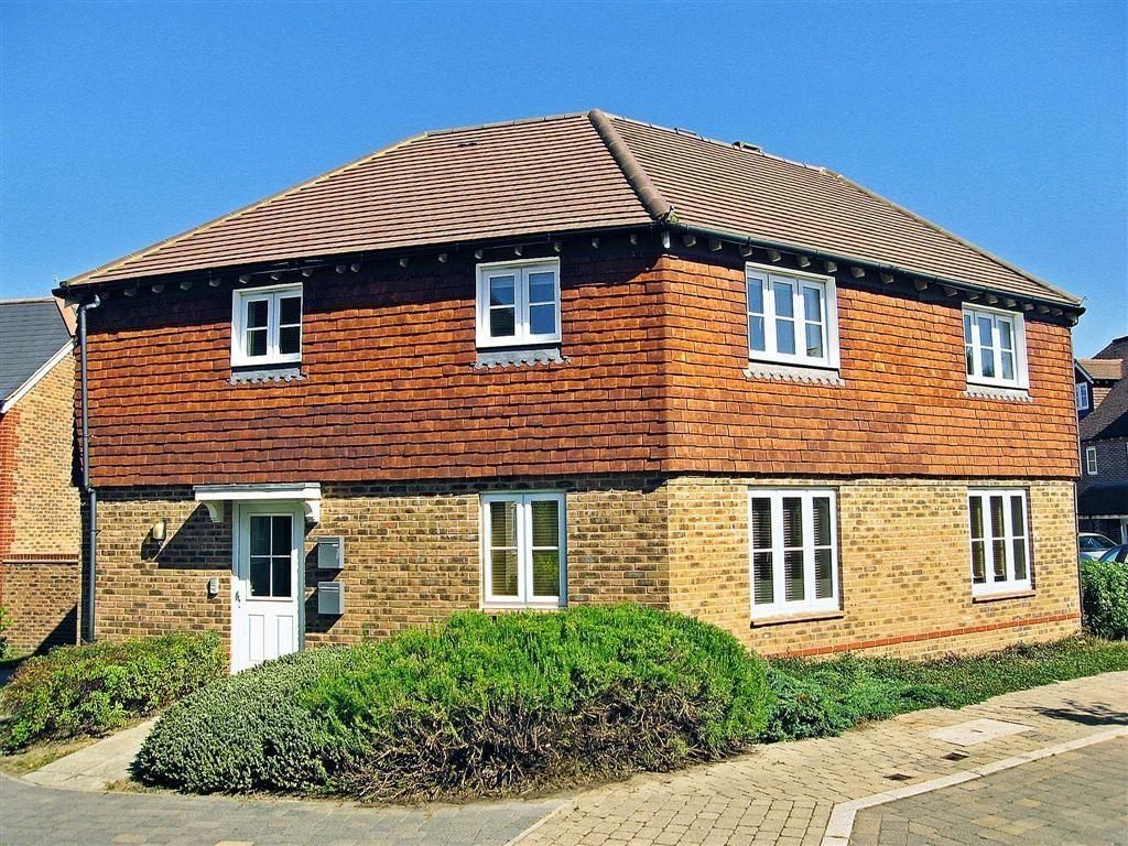 Property photo 1 of 8 Front