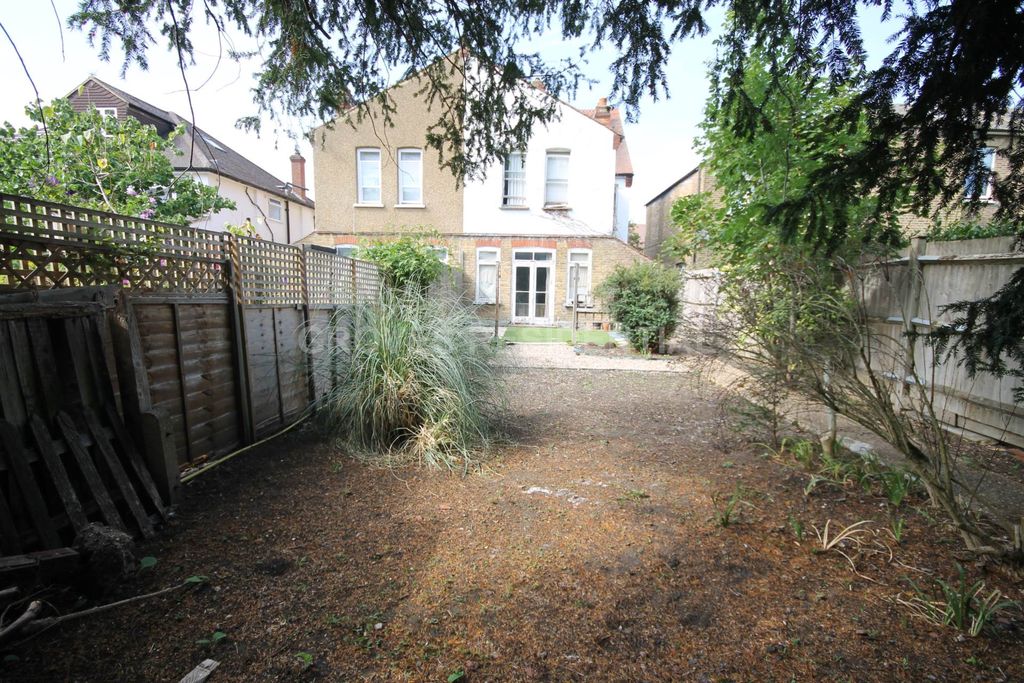Property photo 3 of 14