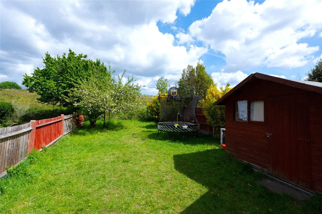 Property photo 2 of 8 Picture No. 04