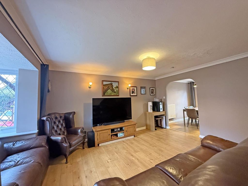 Property photo 2 of 17 Bowers Park Drive 65 - Lounge 2...Jpg