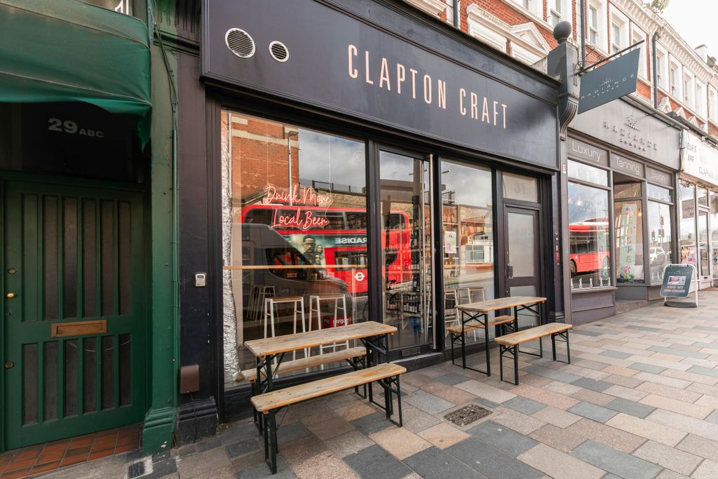 Property photo 1 of 14 31 St John's Hill -13.Jpg