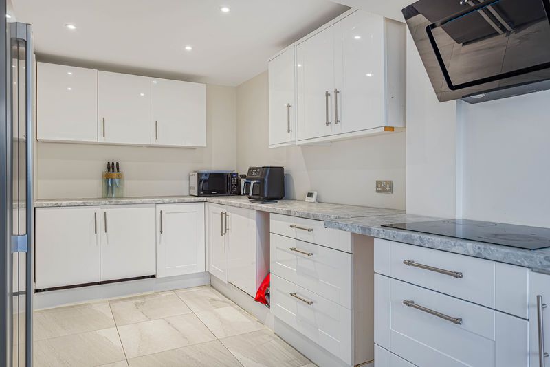 Property photo 3 of 22 Photo 18