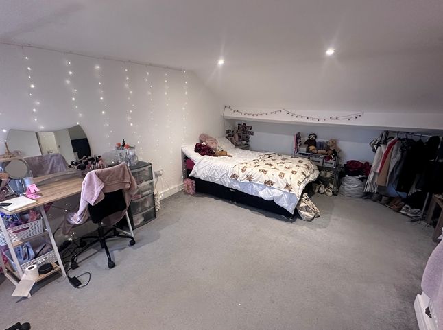 Property photo 3 of 10 Picture No. 21