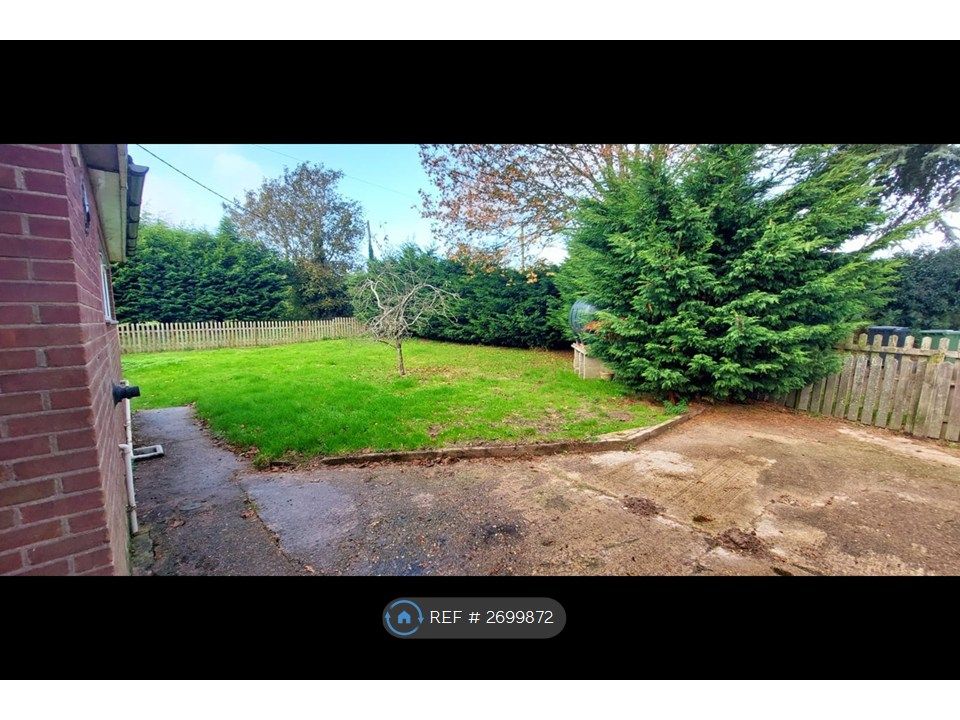 Property photo 3 of 17 Garden