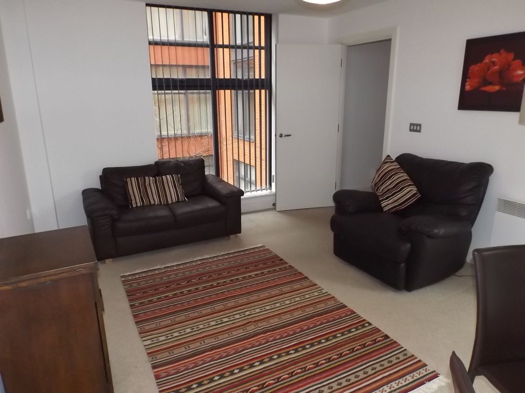 Property photo 2 of 6 Lounge Area