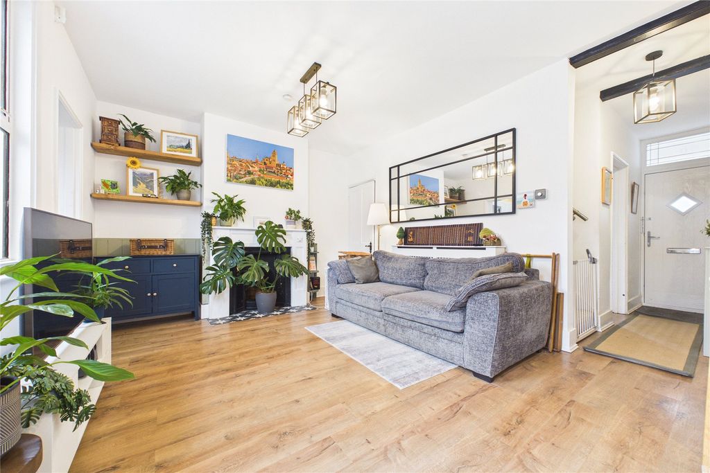 Property photo 2 of 12 Picture No. 09