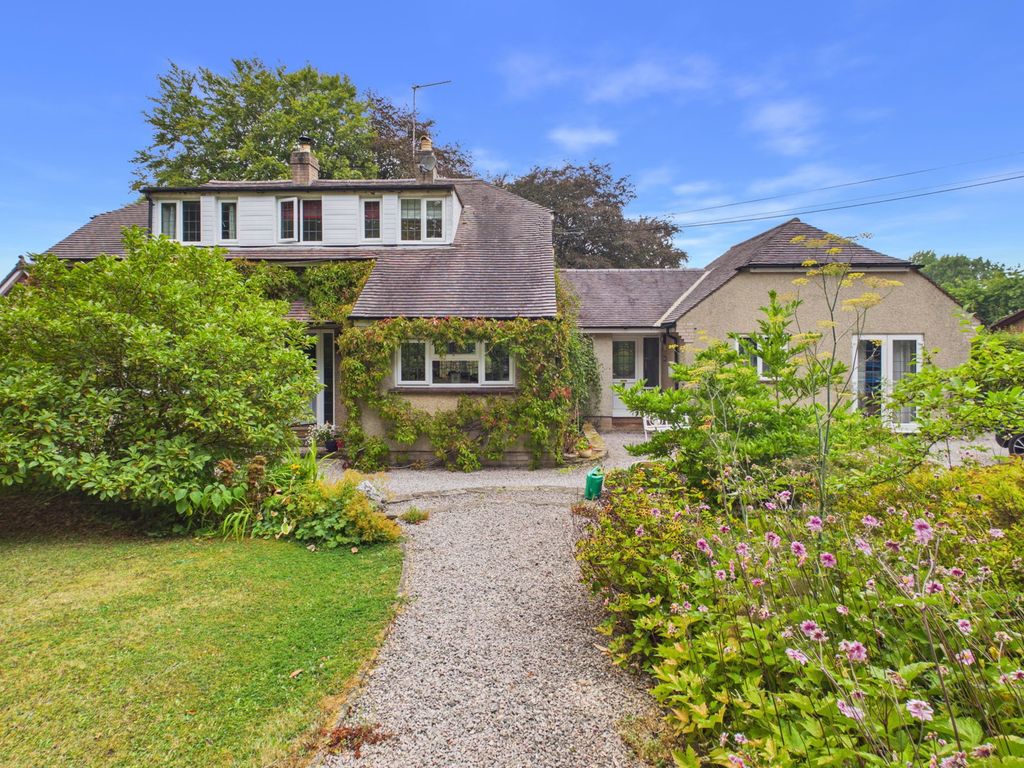 Property photo 1 of 33