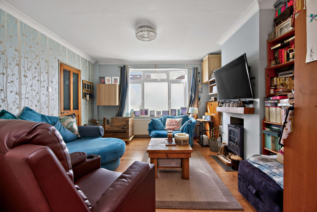 Property photo 3 of 18