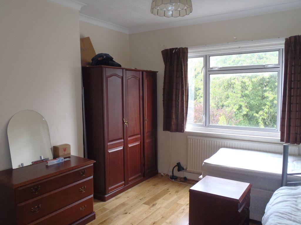 Property photo 3 of 3