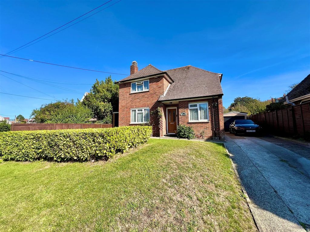 Property photo 1 of 24