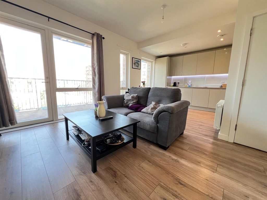 Property photo 2 of 8 02.Jpg