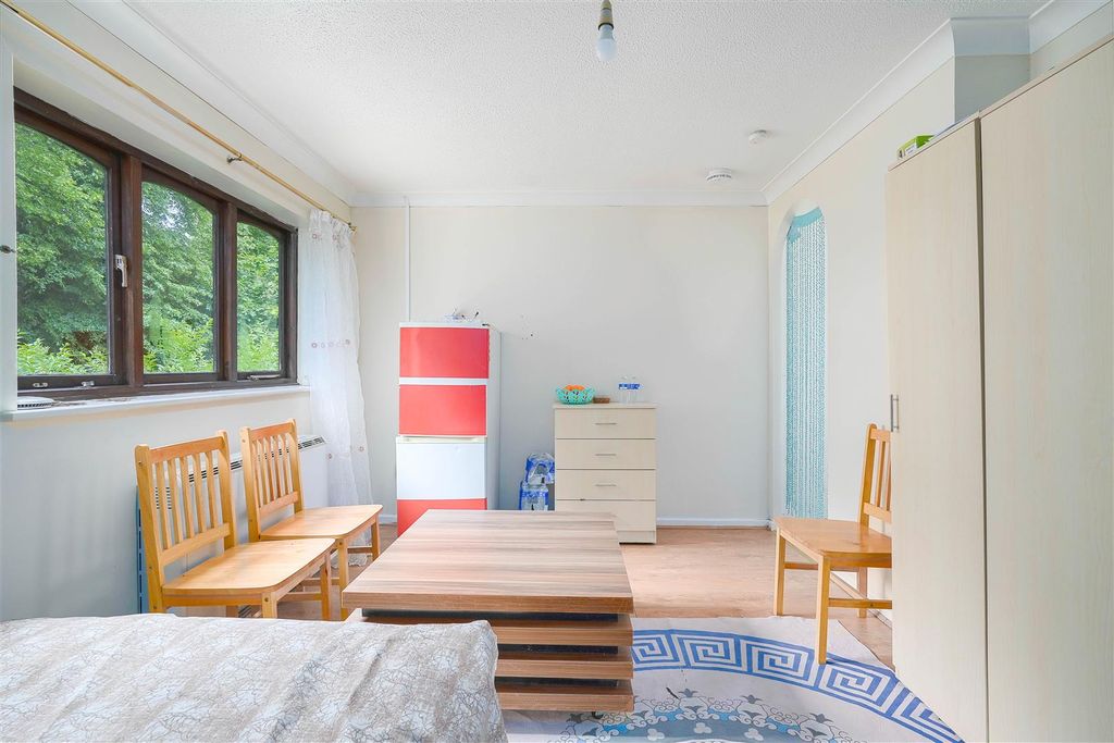 Property photo 3 of 13 Photos-6.Jpg