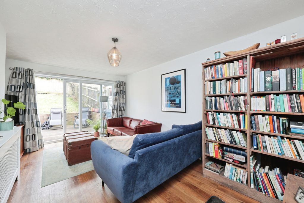 Property photo 3 of 15