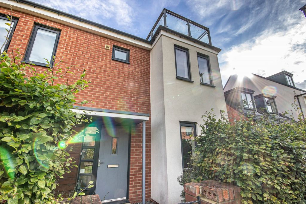 Property photo 1 of 20 1