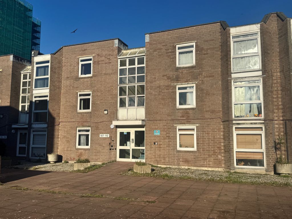 Property photo 1 of 20