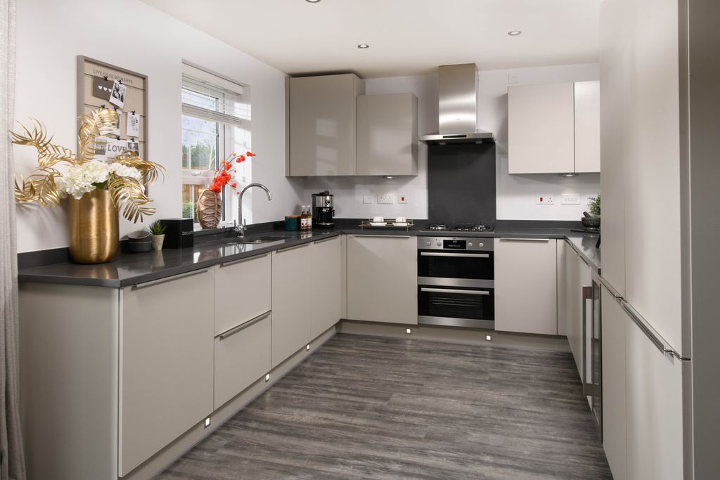 Property photo 3 of 10 Kitchen Inside The 4 Bedroom Kingsley